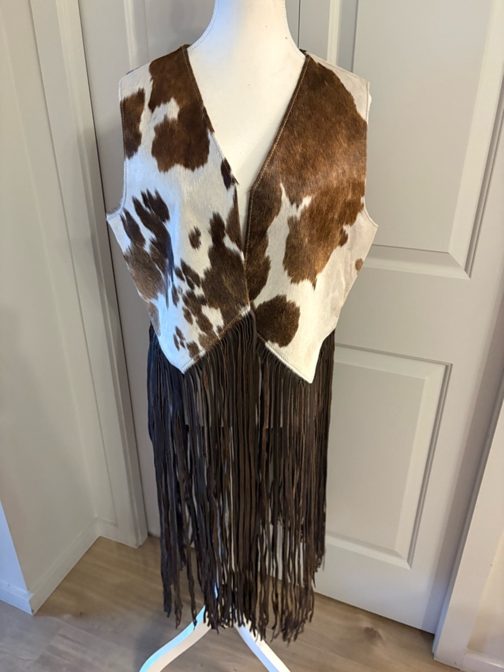 Cowhide Fringe Vest in White and Brown